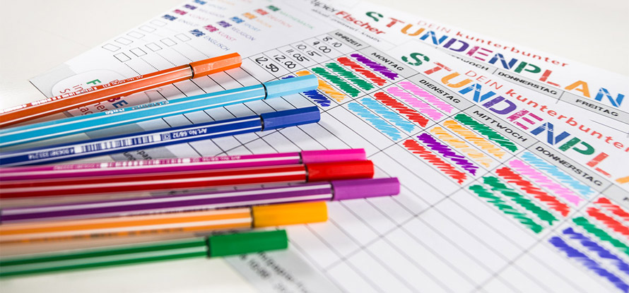 FREE PRINTABLES - Stundenpläne zum ausdrucken und selbst gestalten